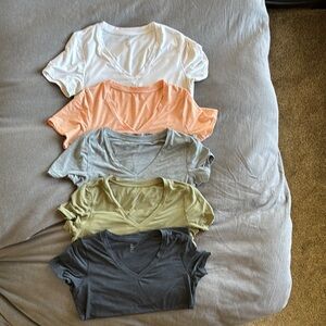 GAP Gray V-Neck Tee